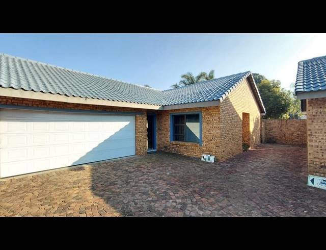 3 BEDROOM HOUSE FOR SALE IN BRACKENHURST
